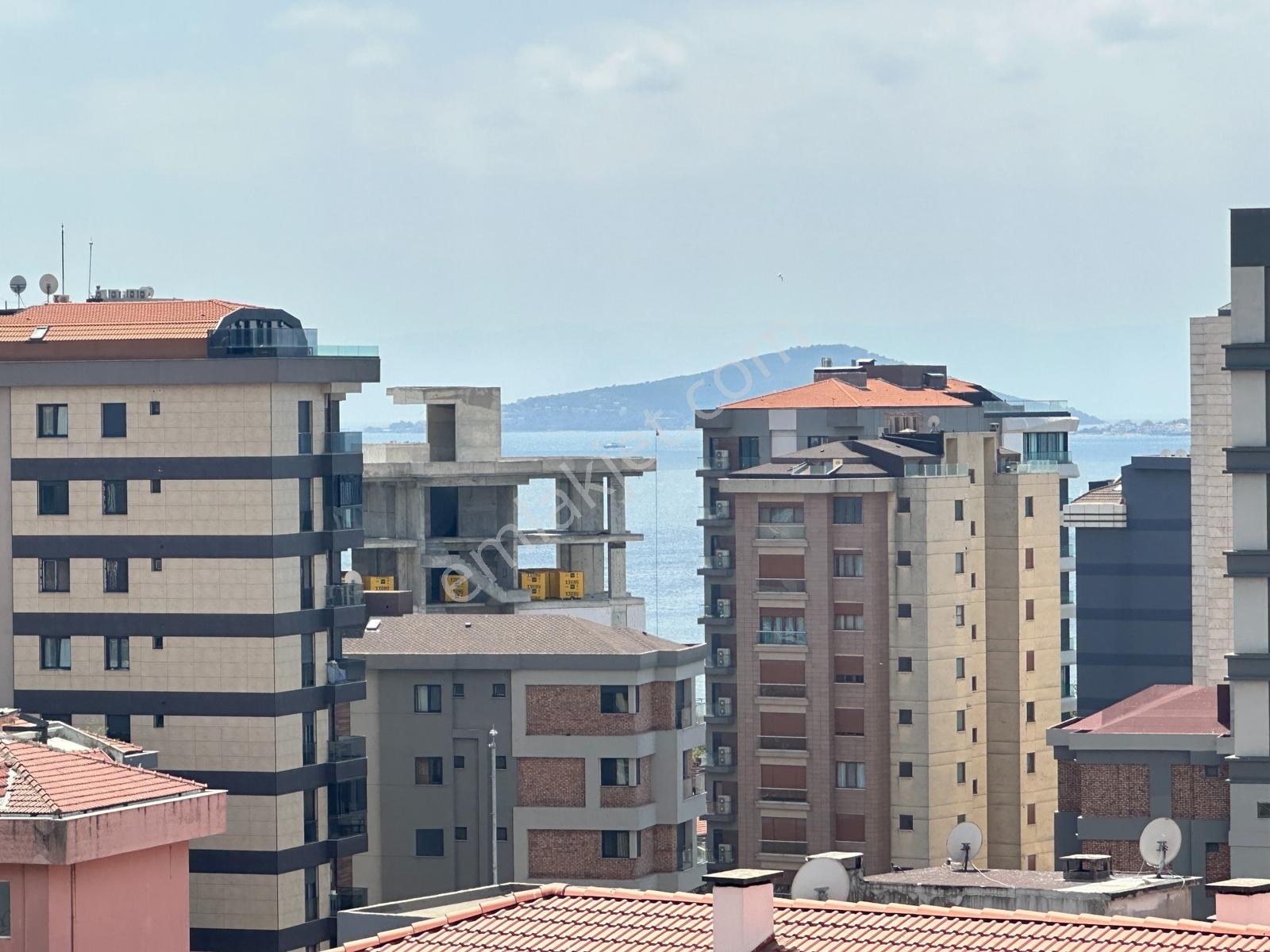 Caddebostan Satılık Lüks 3+1 - Geniş M2 - Balkonlu - Ebv.banyolu - Görsel 32