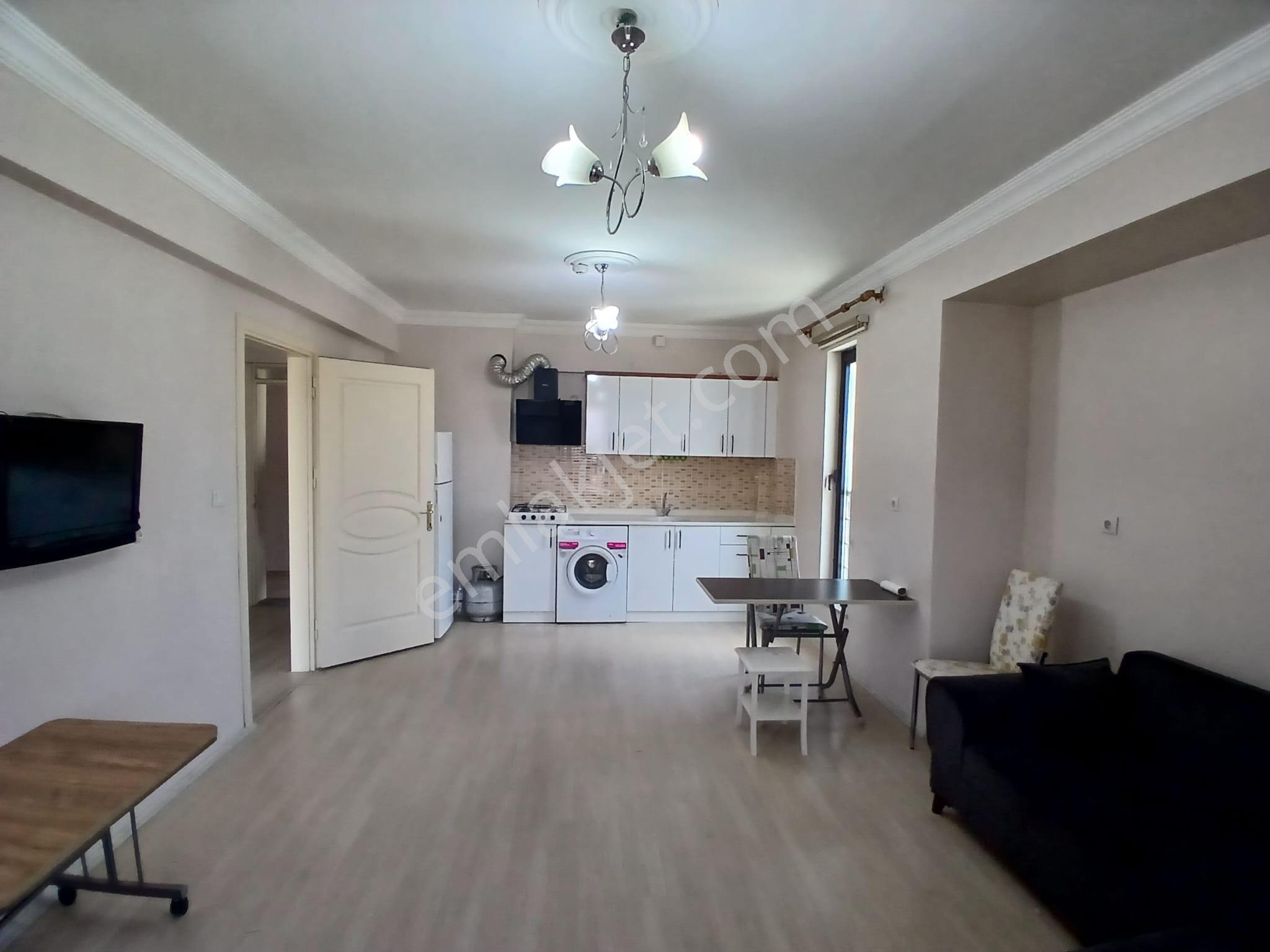 Akçay Emlak'tan Akşehir Çarşı Merkezde Eşyalı Tüm Faturalar Dahil Kiralık 1+1 Daire - Görsel 4