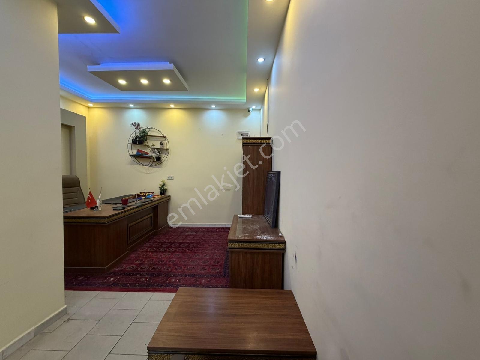 İstanbul Zeytinburnu Yenidoğan Yeni Binada Kiralık Dükkan - Görsel 4
