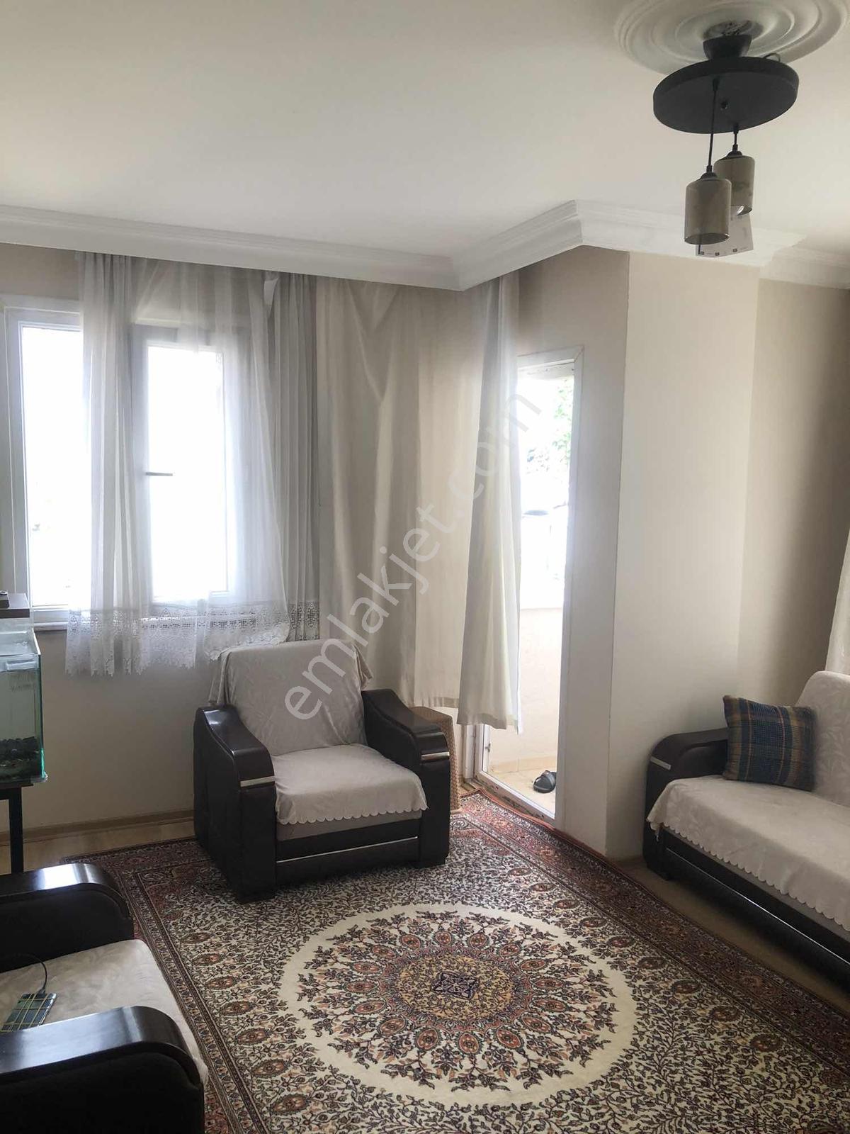 Kılıç Gayrimenkul'den Adem Yavuz'da Kullanışlı Kiralık 2+1