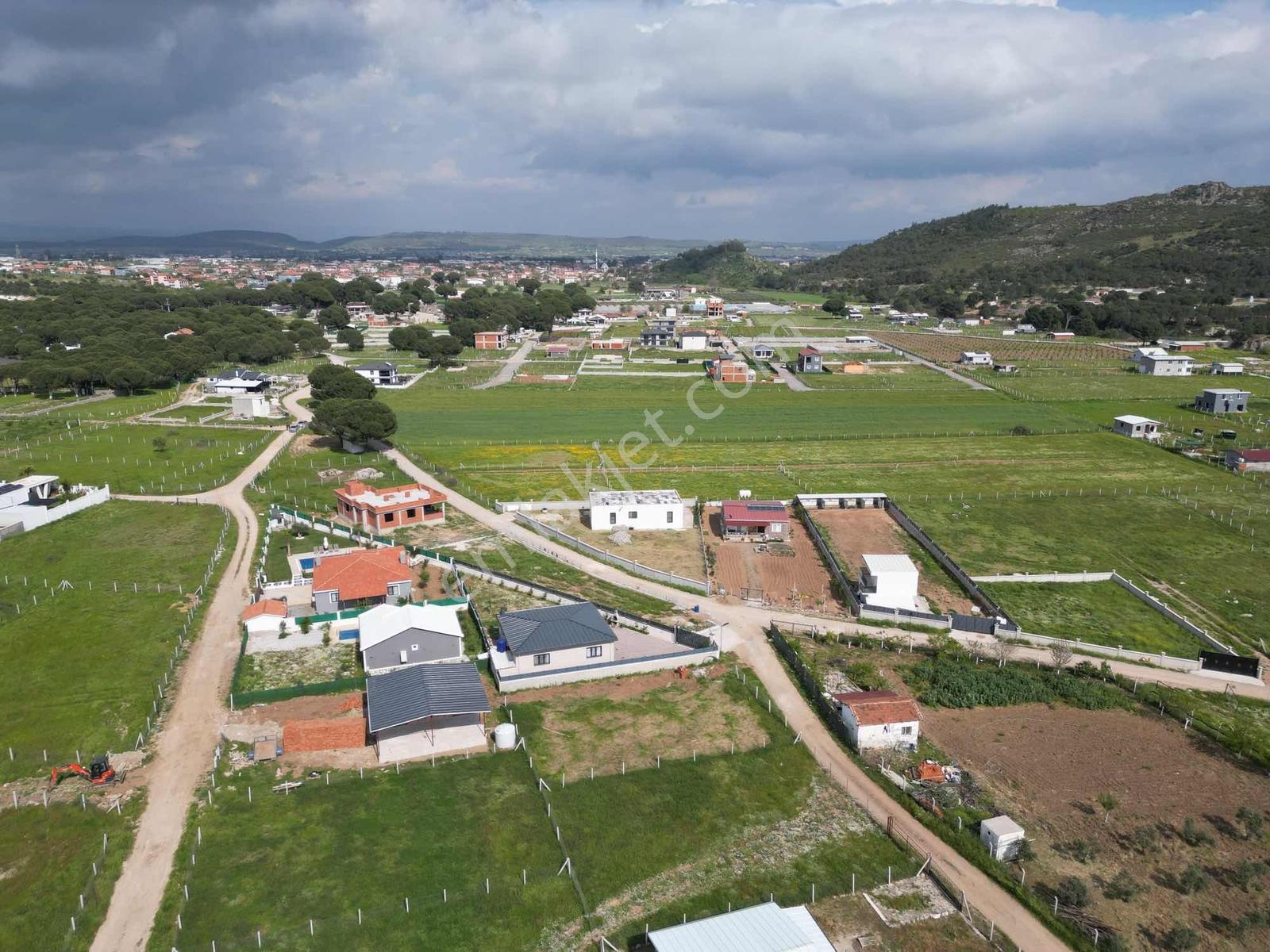 Menderes Künerde Satılık 300 - 400 - 500 Ve 1000 M2 Bahçeler - Görsel 2