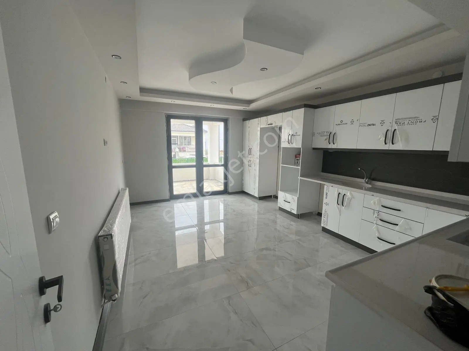 Bess'den Emirdağ'da İnkilap Mahallesi'nde Satılık 6+2 Villa - Görsel 3