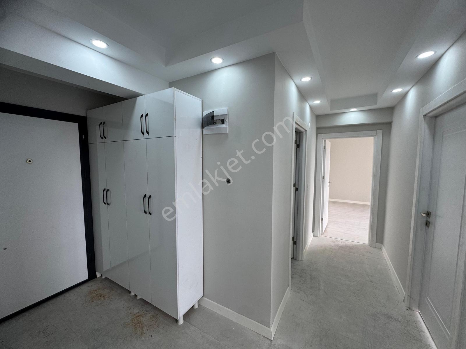 Tuğra'dan Çobançeşme De Arakat Sıfır 2+1 Kullanışlı Daire - Görsel 4