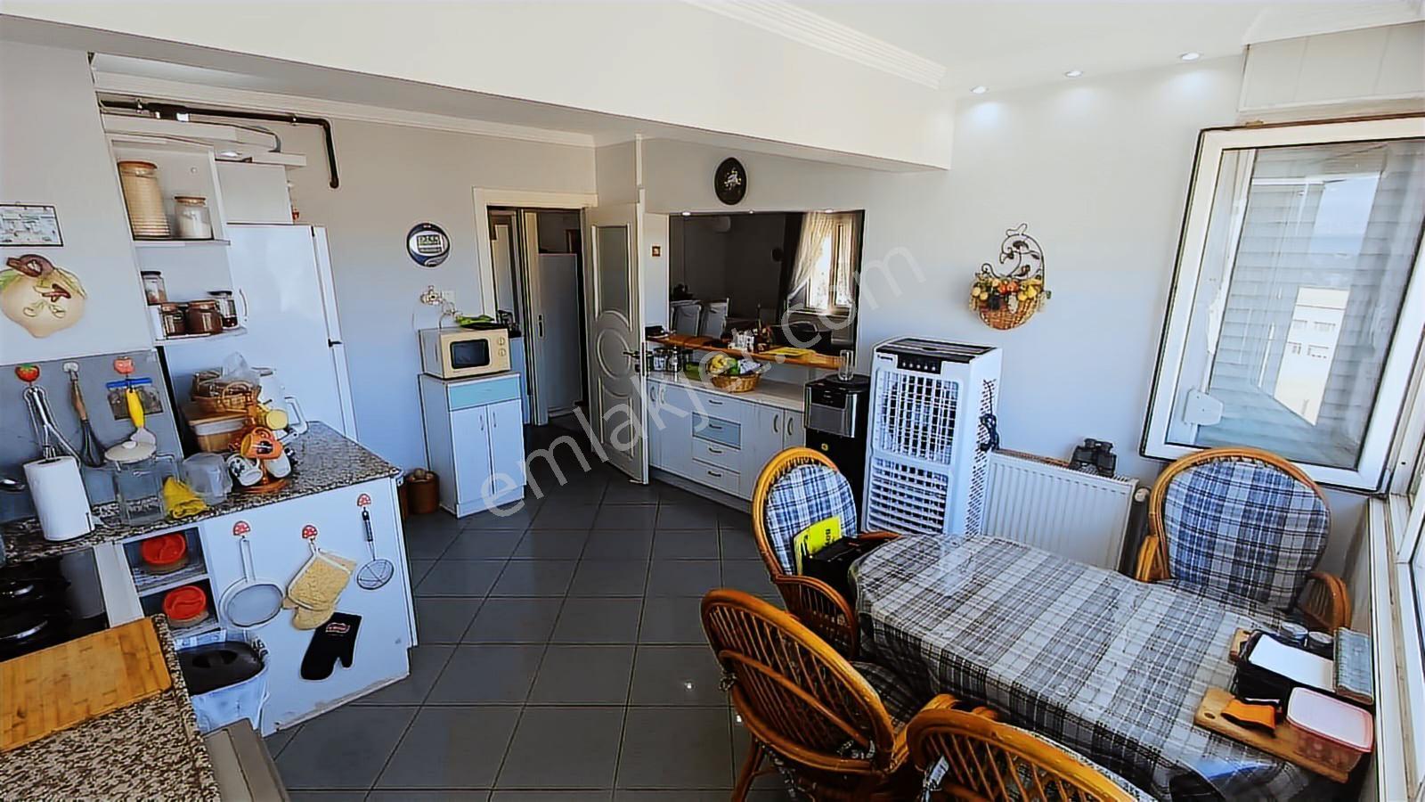 Narlıdere Huzur Mahallesi'nde Deniz Manzaralı 3+1 Satılık Daire - Görsel 25