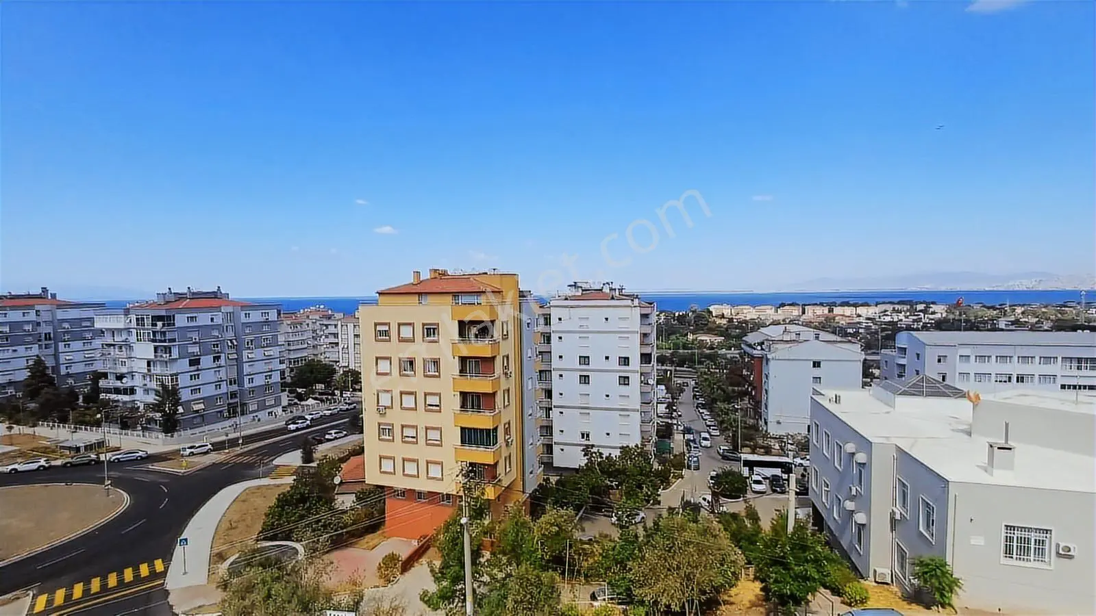 Narlıdere Huzur Mahallesi'nde Deniz Manzaralı 3+1 Satılık Daire - Görsel 2