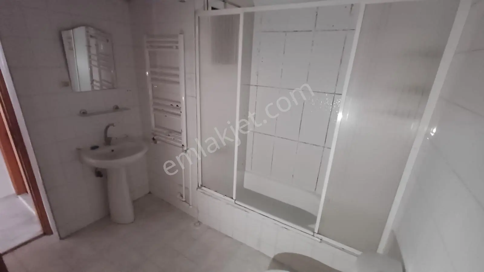 Doğanay Mah Bozyaka Ssk Çift Cepheli Doğalgazlı Kiralık Daire - Görsel 4