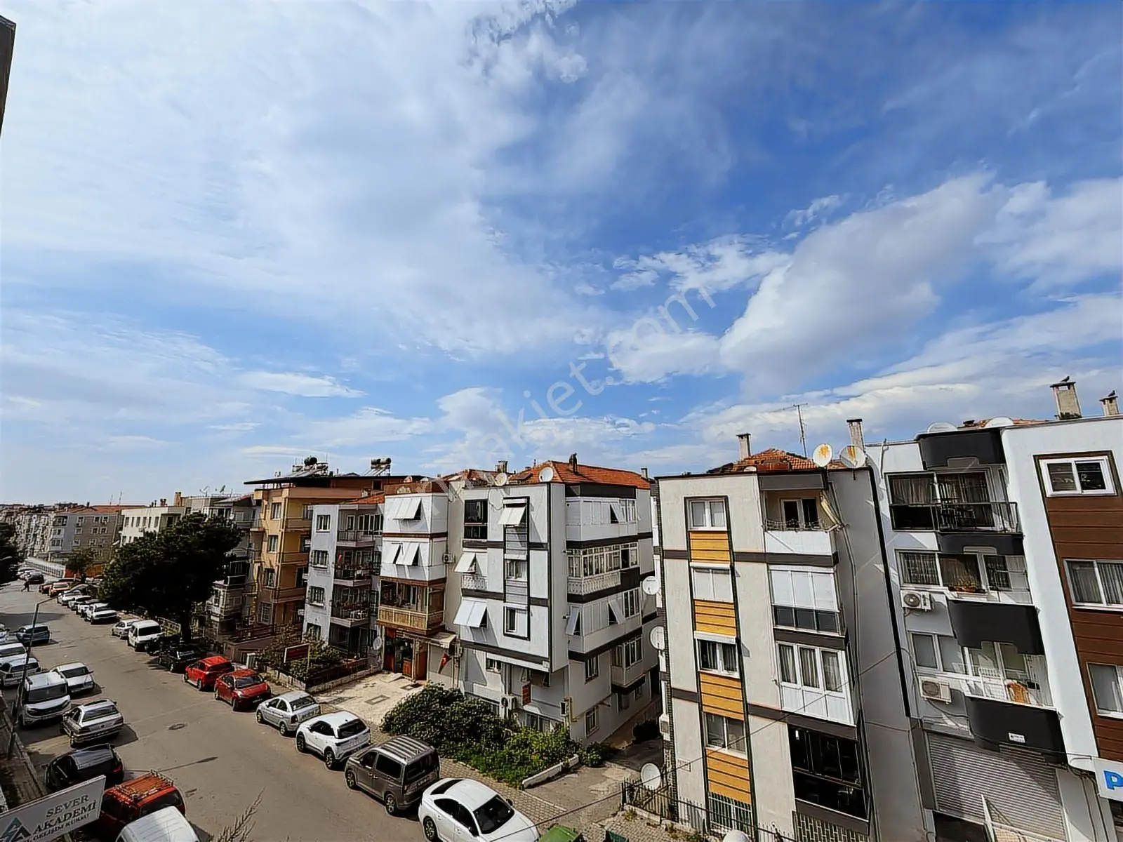 Araphasan Mah Katip Çelebi Hastanesi Metro Yakını Kiralık Daire - Görsel 2