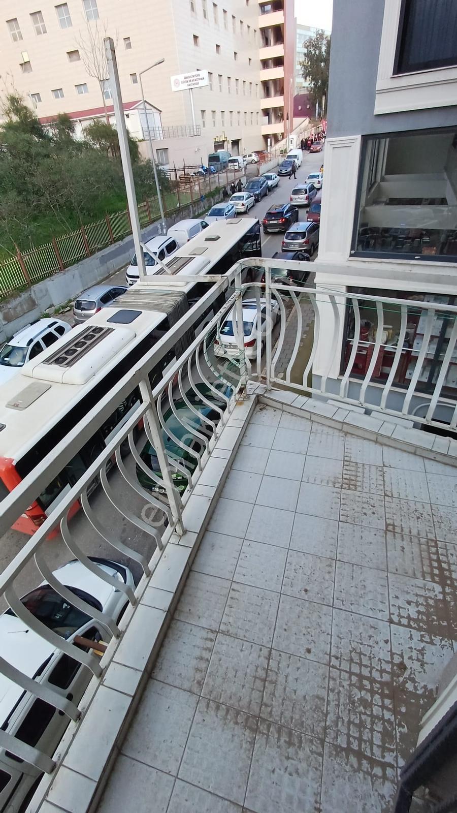 Yeşilyurt Devlet Hastanesi Ferah Manzaralı Arakat Kiralık Daire - Görsel 11