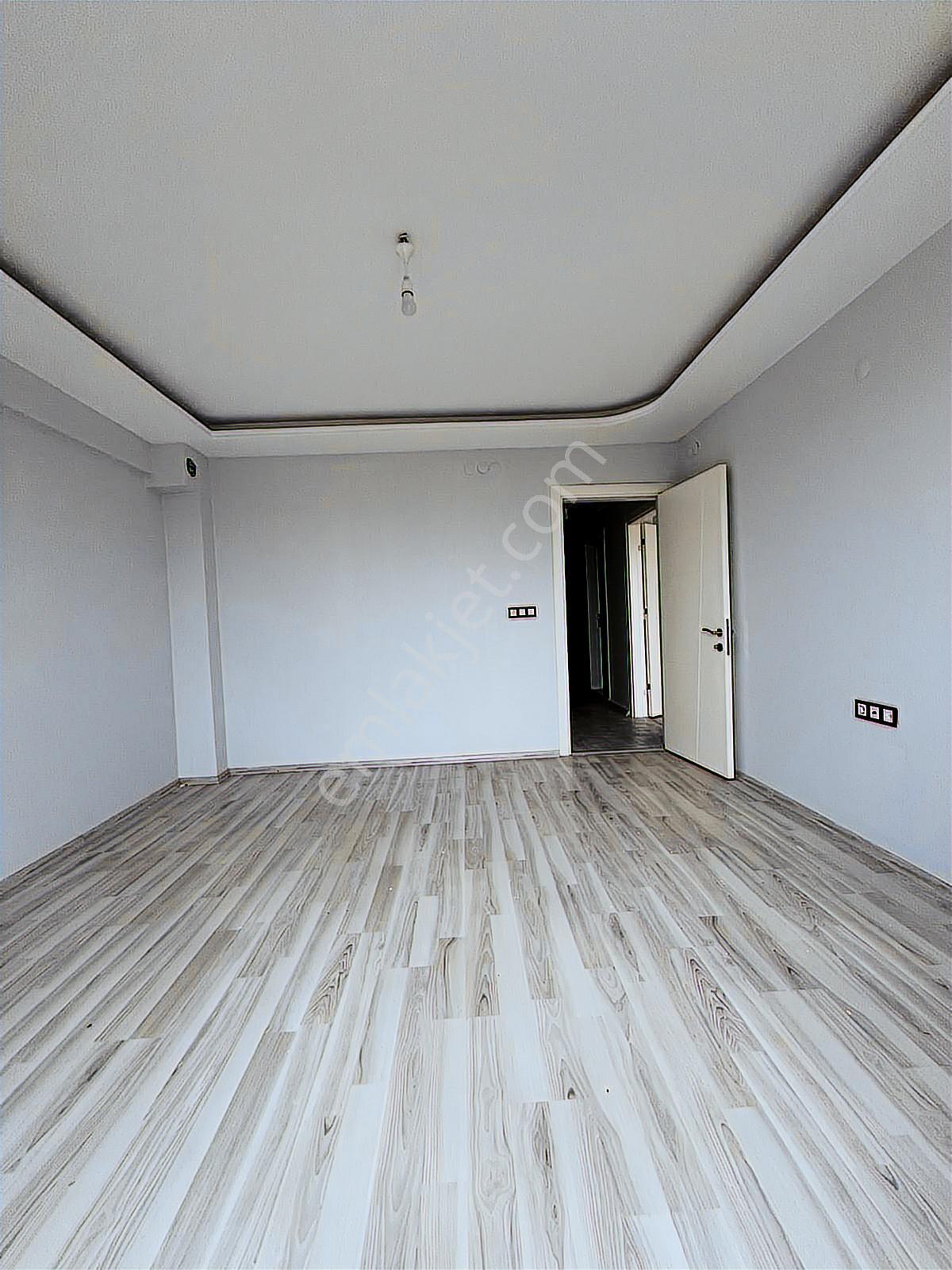 Çözüm Emlak'tan Muradiye'de 2+1 Kapalı Mutfaklı Kiralık Daire - Görsel 18