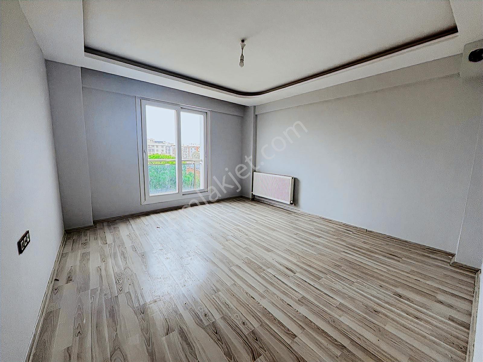 Çözüm Emlak'tan Muradiye'de 2+1 Kapalı Mutfaklı Kiralık Daire - Görsel 23