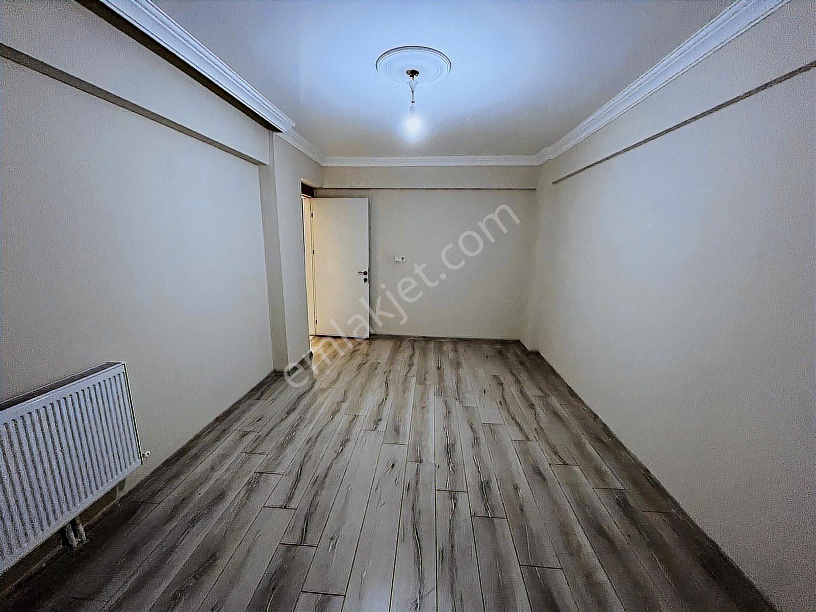 Çözüm Emlak'tan Muradiye'de 3+1 K.mutfaklı Ara Kat Kiralık Daire - Görsel 27