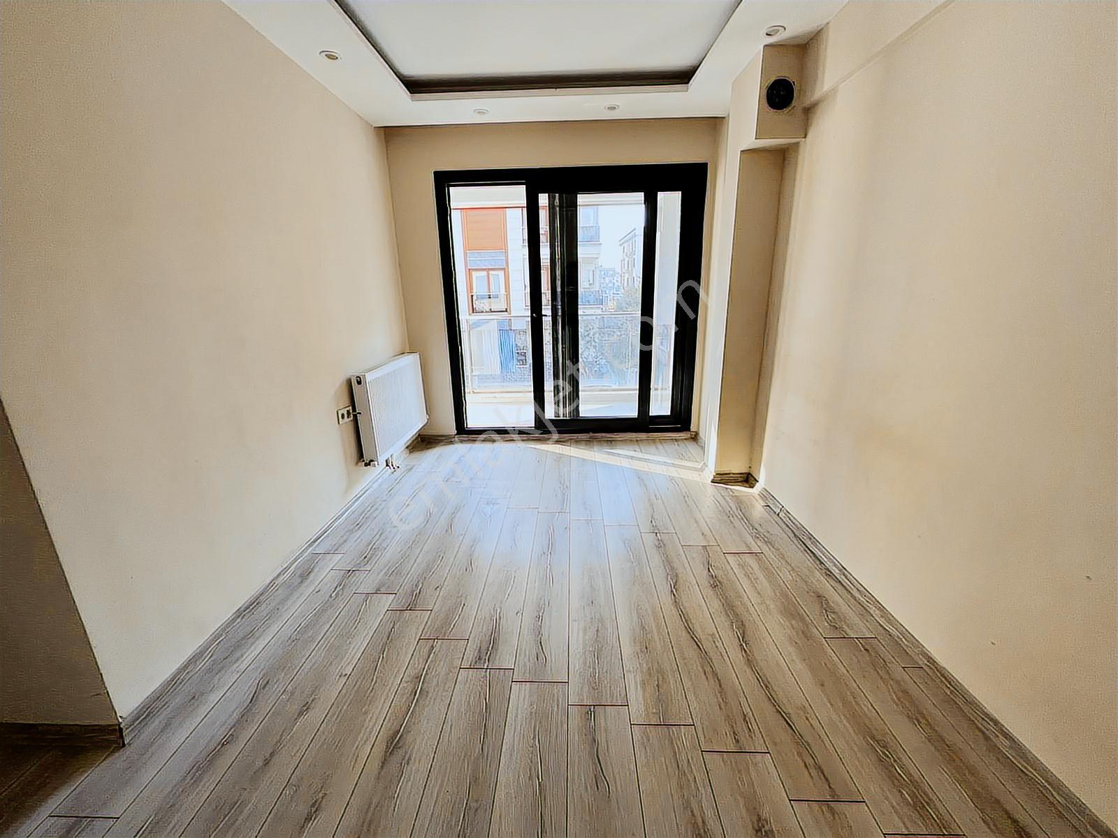 Çözüm Emlak'tan Muradiye'de 3+1 K.mutfaklı Ara Kat Kiralık Daire - Görsel 9