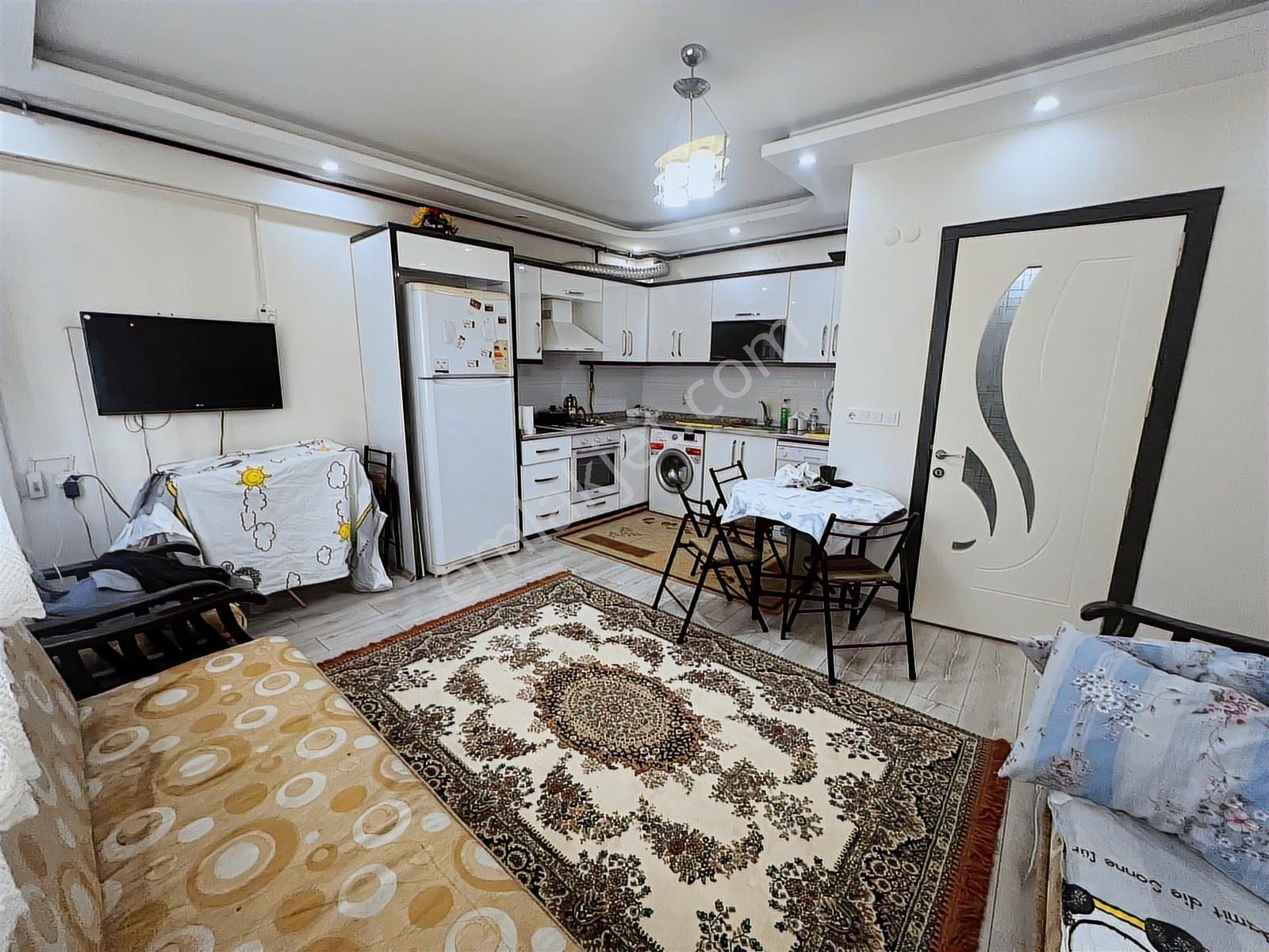 Çözüm Emlak'tan Muradiye 23 Nisan Parkı Civarı 1+1 Eşyalı Daire - Görsel 4