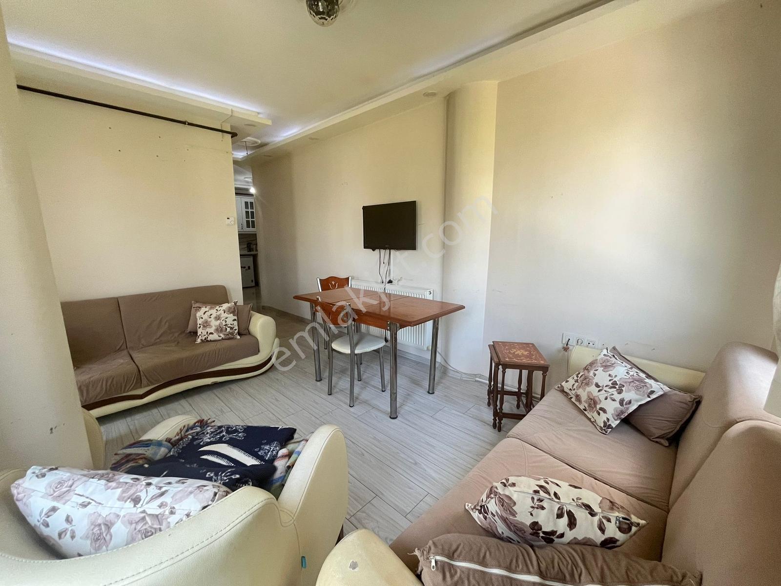 Çözüm Emlak'tan Muradiye'de Okul Civarı 1+1 Eşyalı Ara Kat Daire - Görsel 7