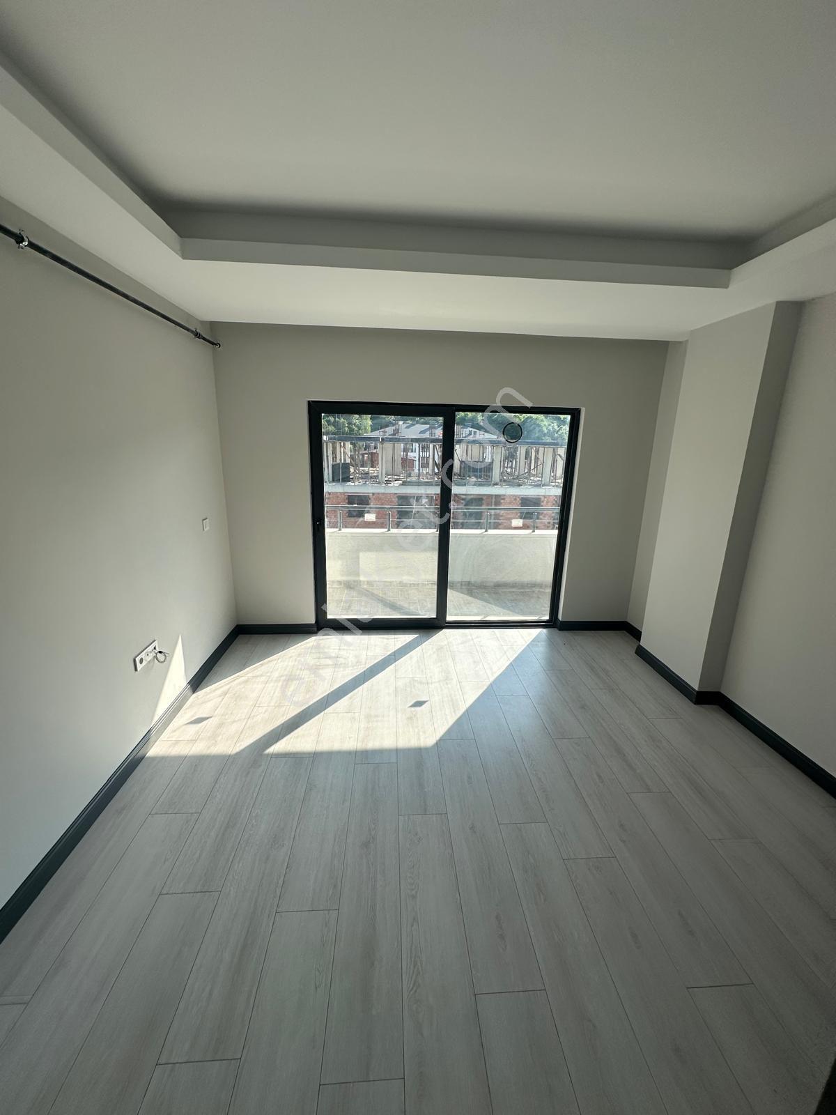 Evim-nur'dan Çakırlar Yalı Mah 1+1 55m2 Geniş Balkonlu Yerden Isıtmalı Vestiyerli - Görsel 4