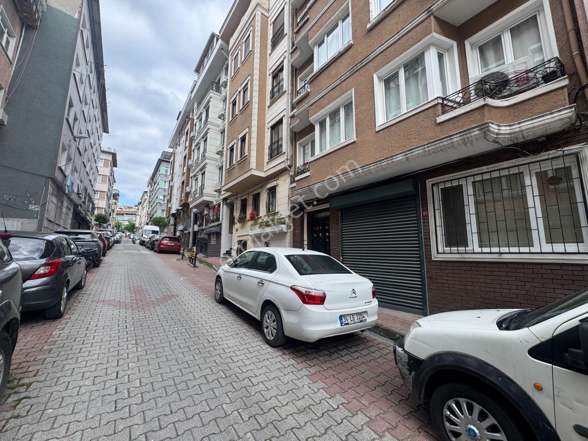 Turyap' Tan Fatih Hıstorıa Avm Yan Sokağında Satılık Daire - Görsel 11