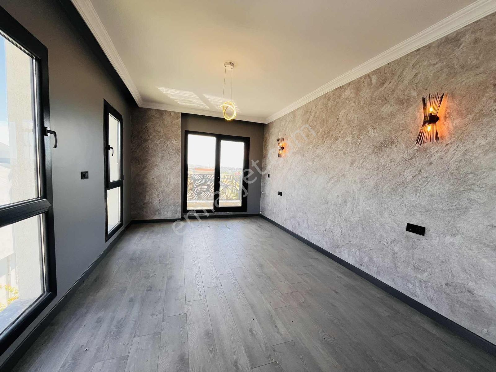 Re/max Kıyı Satılık Müstakil Havuzlu İskanlı Deniz Manzaralı - Görsel 19