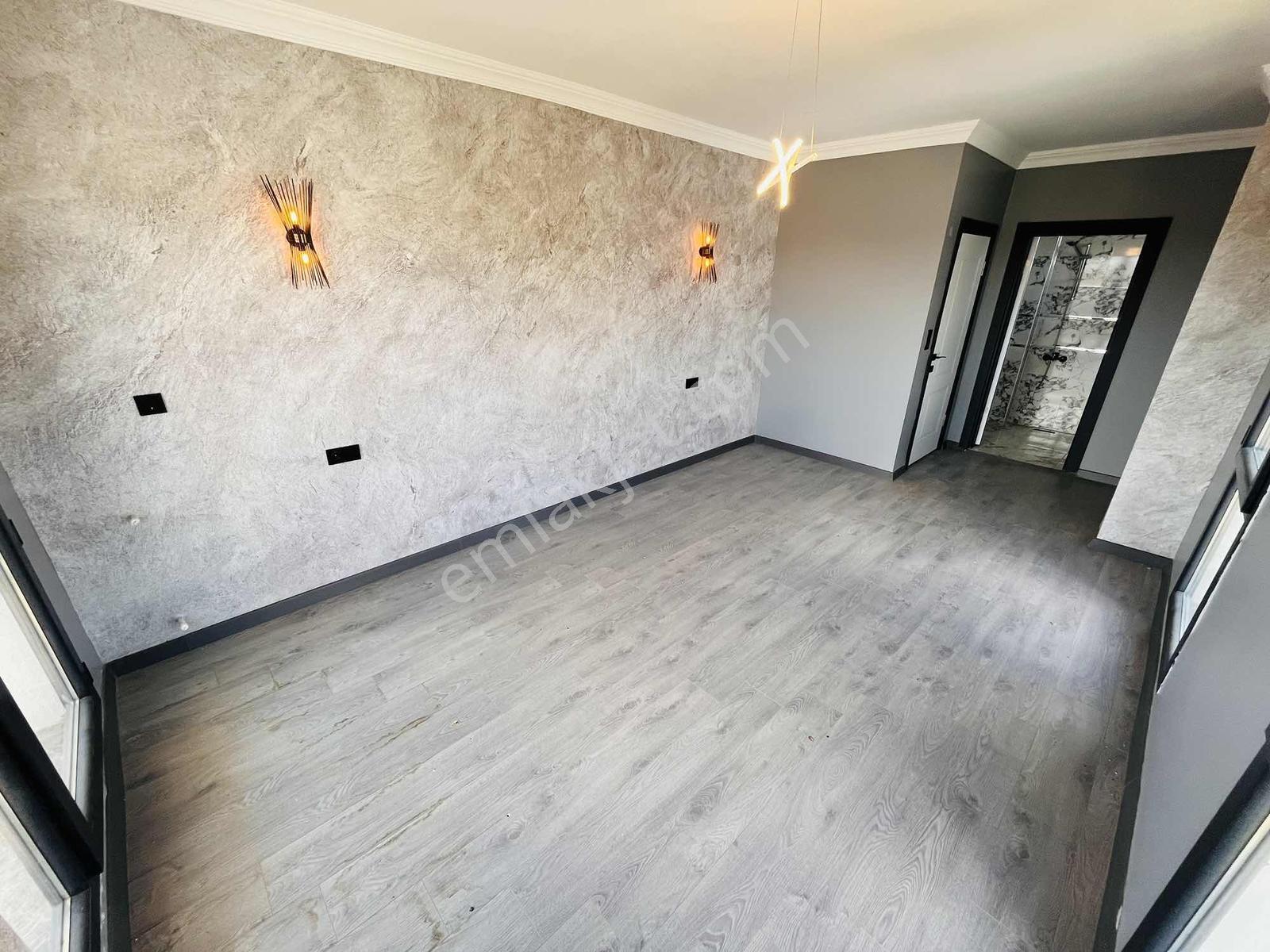 Re/max Kıyı Satılık Müstakil Havuzlu İskanlı Deniz Manzaralı - Görsel 8