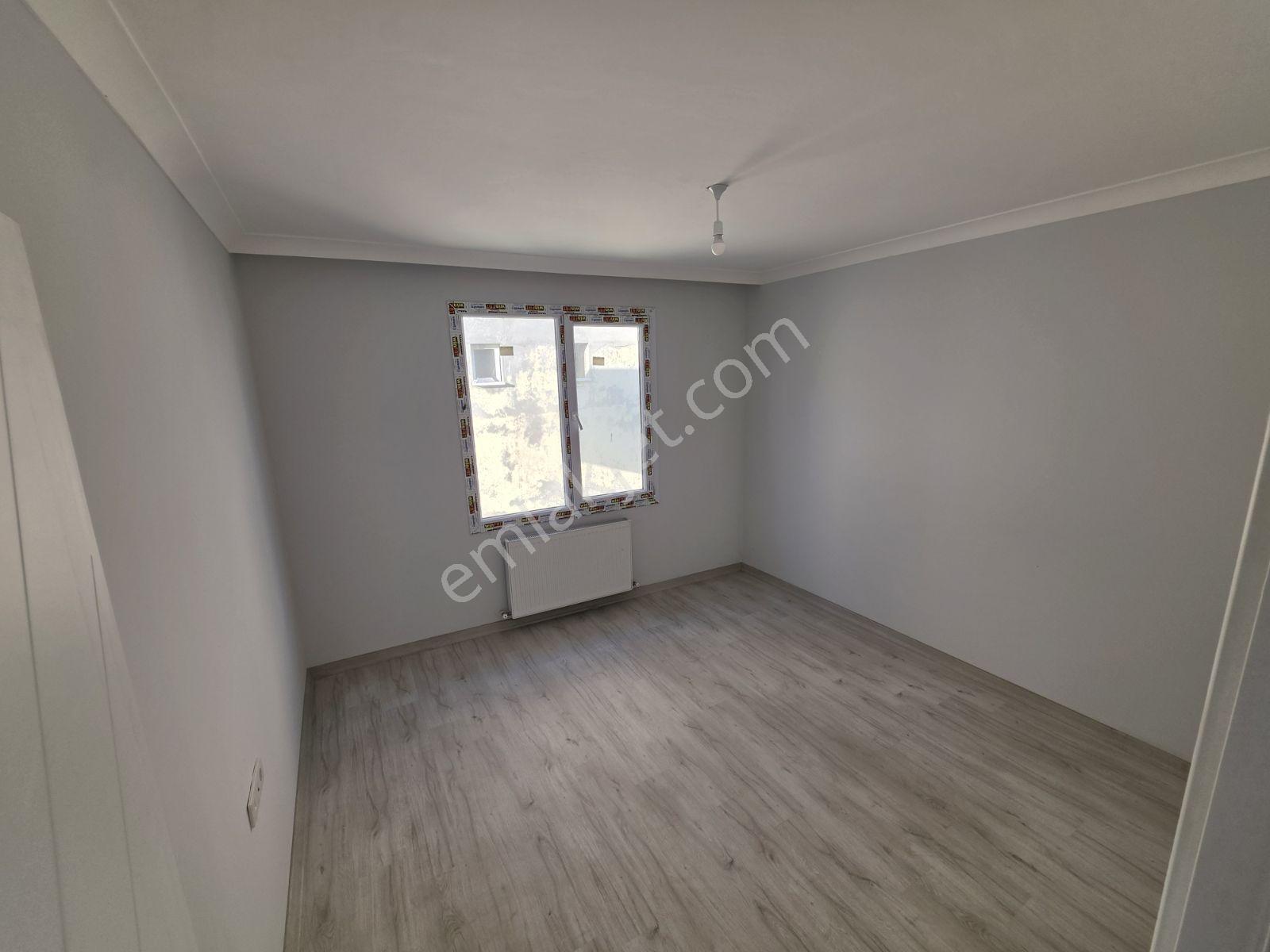 Timur Emlaktan Metrobüse 2 Dk.bağımsız Girişli 3+2 Dubleks Daire - Görsel 3