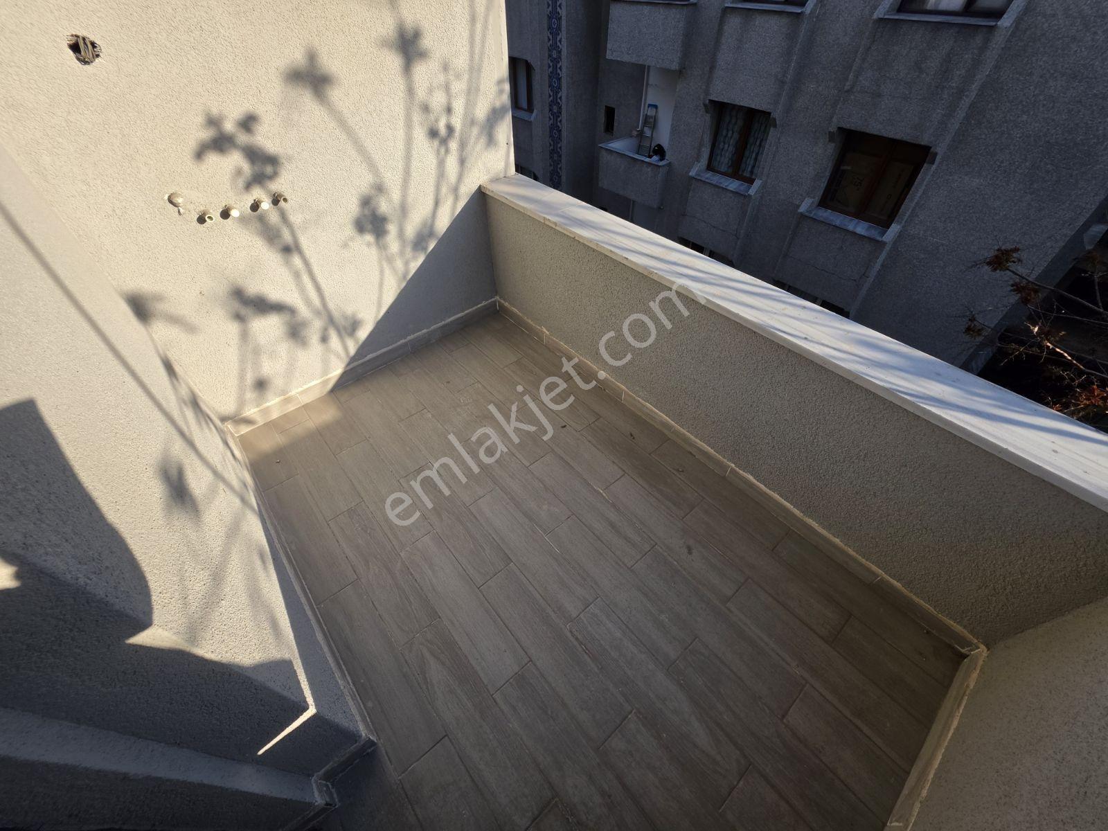 Timur Emlaktan Metrobüse 2 Dk.bağımsız Girişli 3+2 Dubleks Daire - Görsel 13