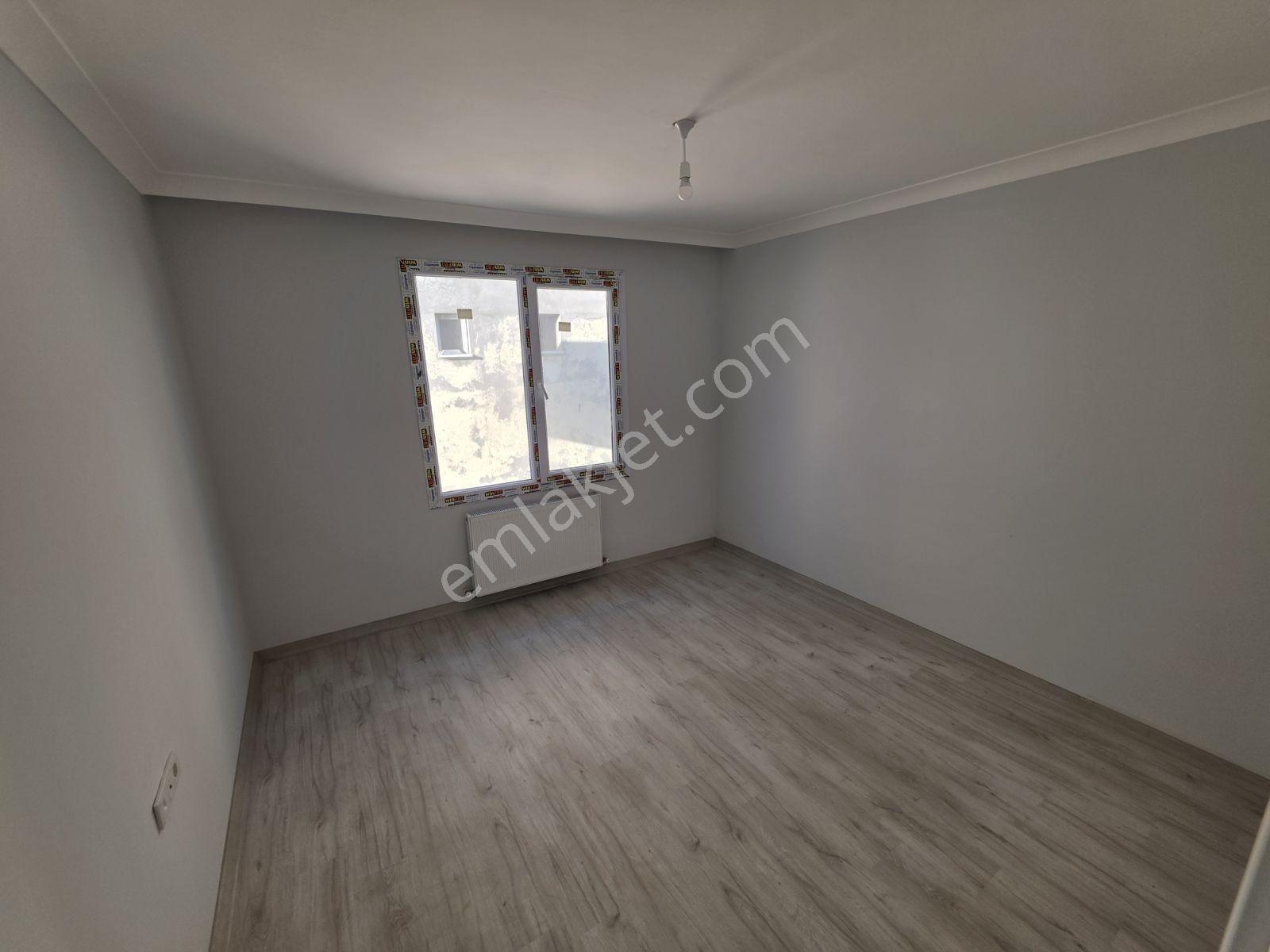 Timur Emlaktan Metrobüse 2 Dk.bağımsız Girişli 3+2 Dubleks Daire - Görsel 4