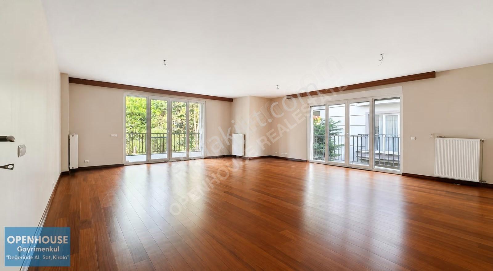 Göktürk Saklıbahçe Sitesi'nde Önü Açık Ara Kat 4+1 Satılık Daire