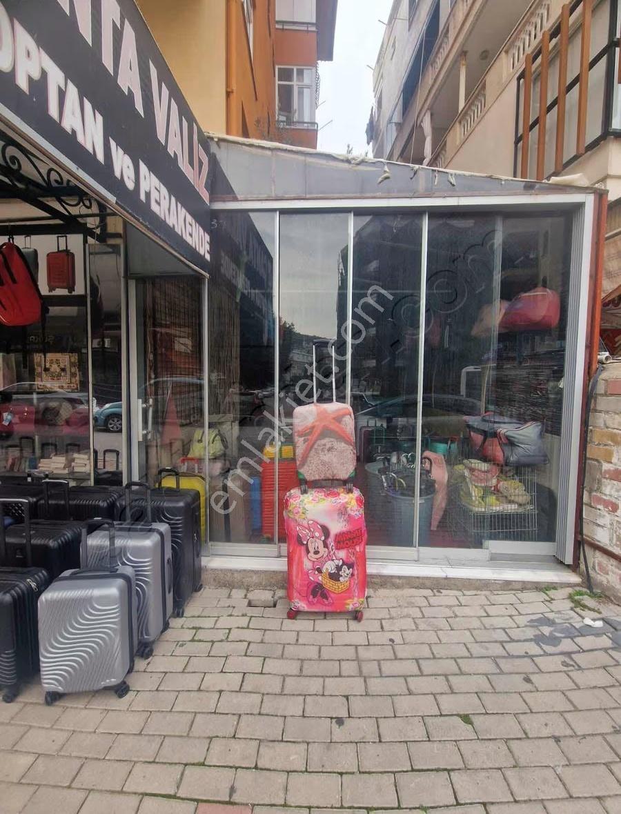 Kadıpaşa Mah Devren Kiralık Çanta Valiz Dükkanı - Görsel 5