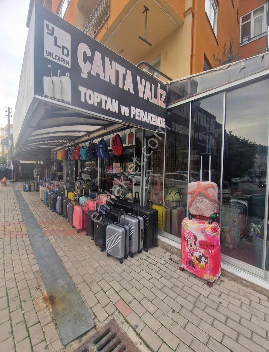 Kadıpaşa Mah Devren Kiralık Çanta Valiz Dükkanı - Görsel 4