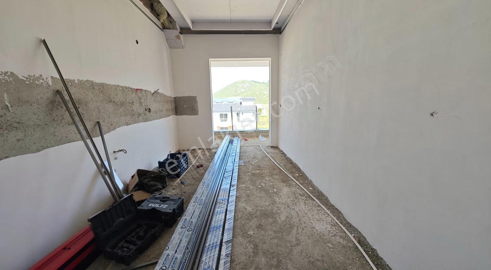 Pazarcı'da Ultra Lüks 4+1 Dubleks Daire (sıfır Yapı) - Görsel 7