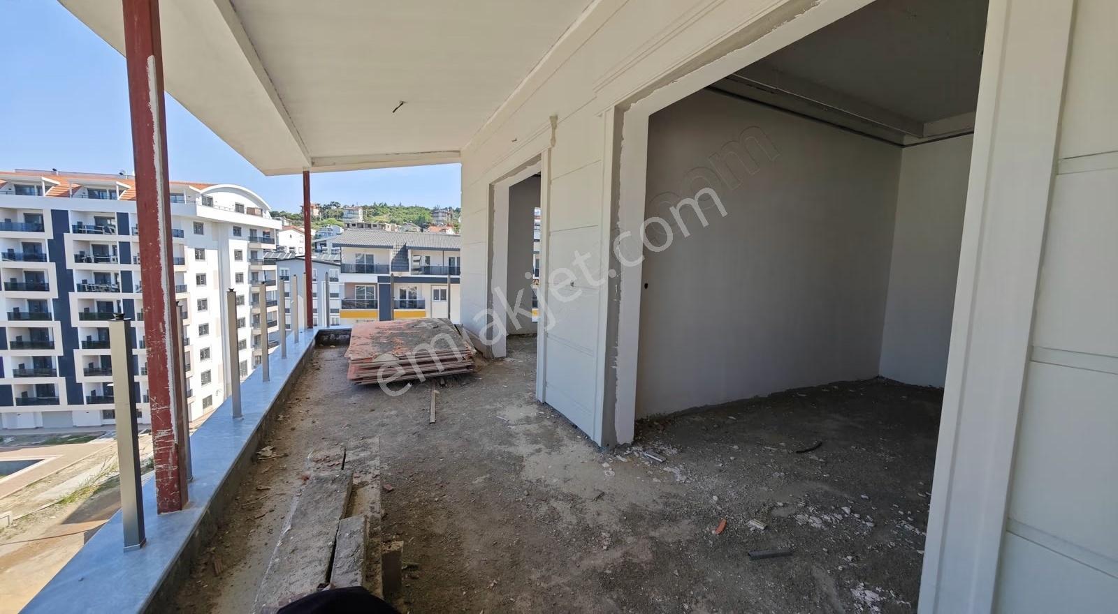 Pazarcı'da Ultra Lüks 4+1 Dubleks Daire (sıfır Yapı) - Görsel 5