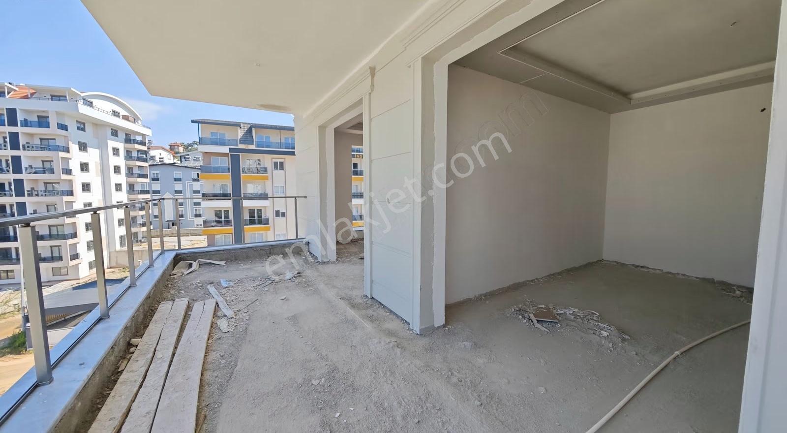 Pazarcı'da Ultra Lüks 3+1 Daire - Sıfır, Havuzlu, Otoparklı - Görsel 19