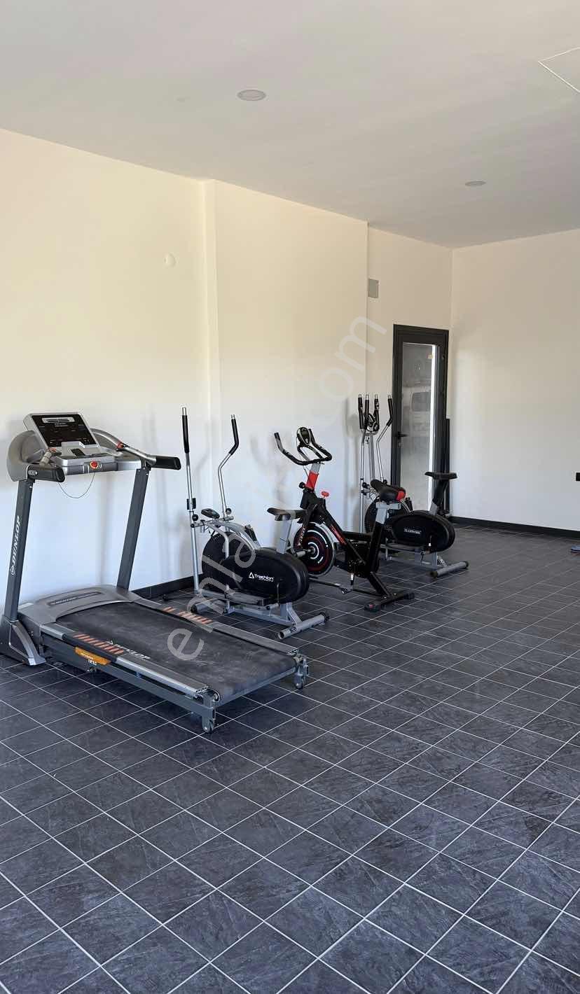 Views Emlak'tan Full Eşyalı Site İçerisinde 2+1 Kiralık Daire - Görsel 2