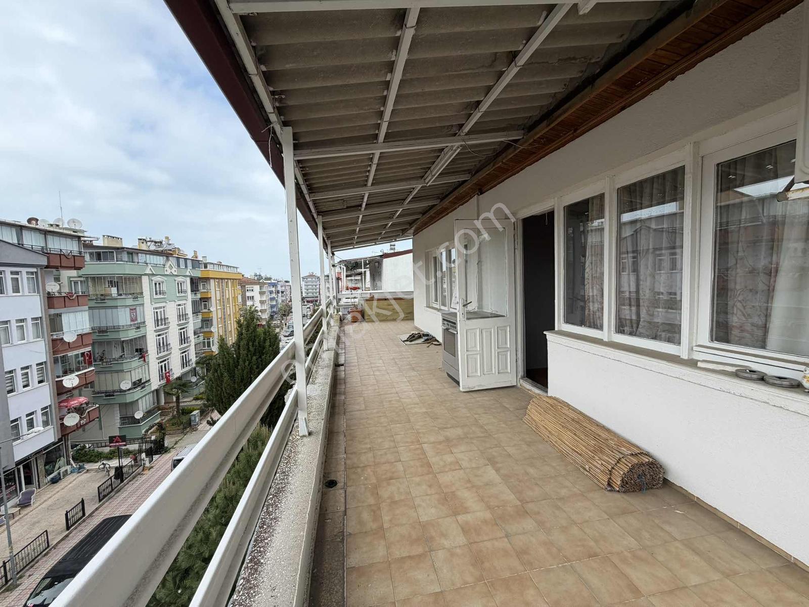 Şehrin Kalbinde 4+2 Satılık Ferah Daire - Görsel 13