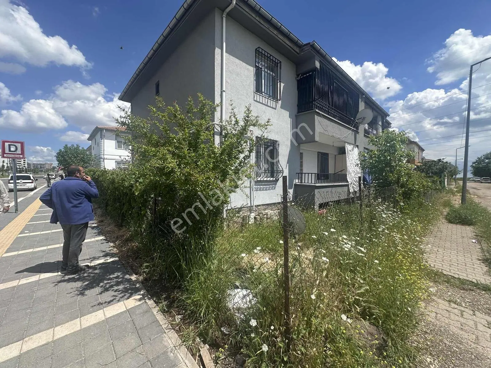 Çölgüzeli Afetevler Ana Cadde Üzeri Bakımlı Satılık Daire