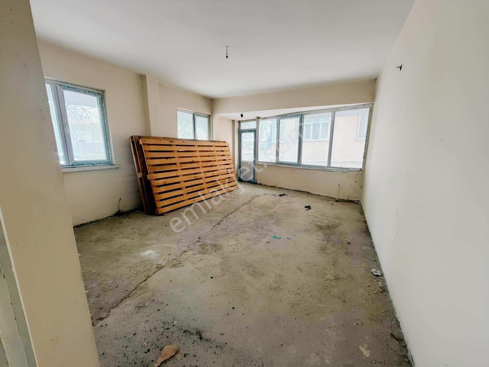 Cadde'de Ofise Uygun Kiralık Yapılı Daire - Görsel 8