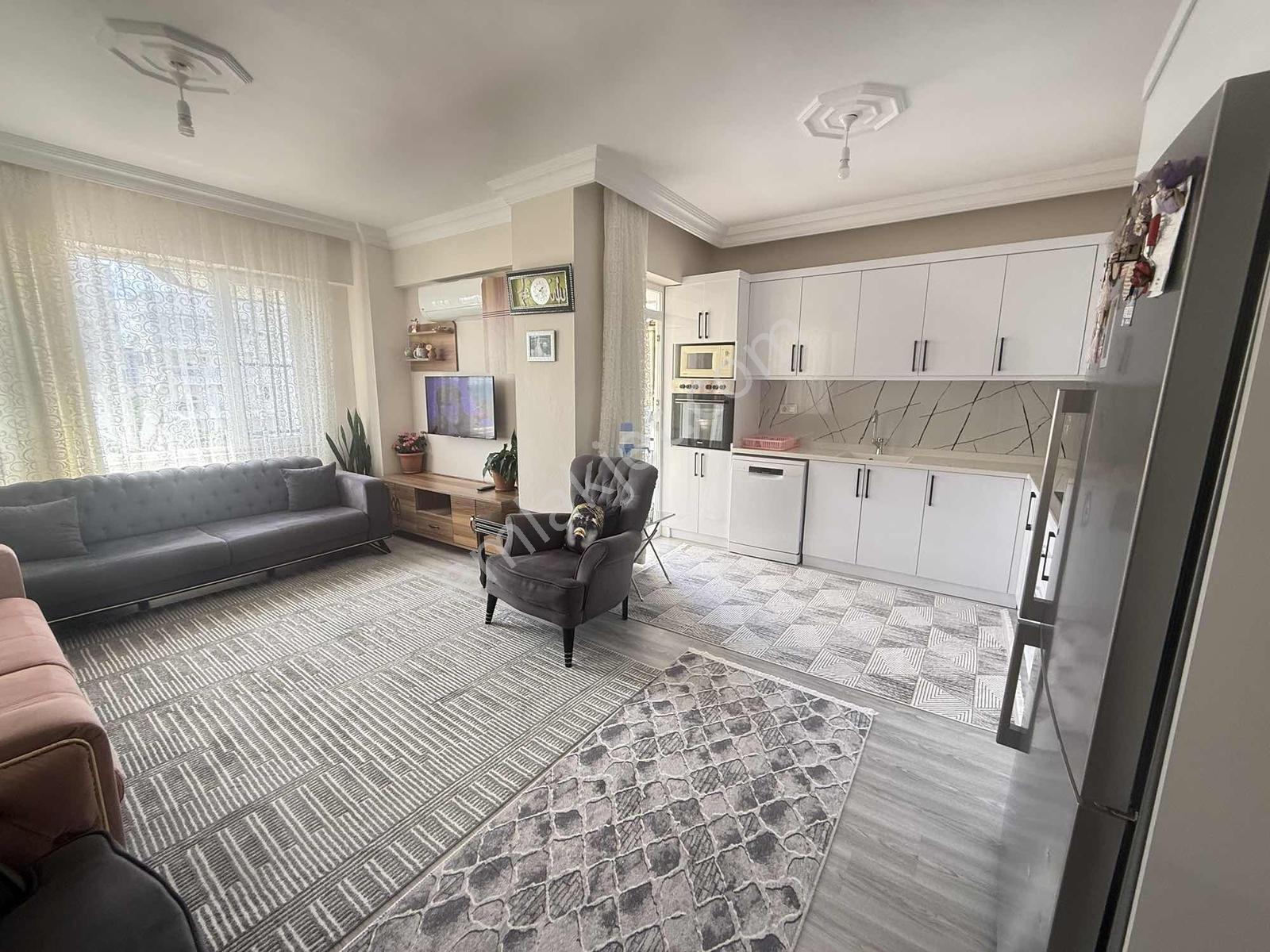 Güzelobada Deniz Manzaralı Katta Eşyalı 2+1 Kiralık Daire - Görsel 16