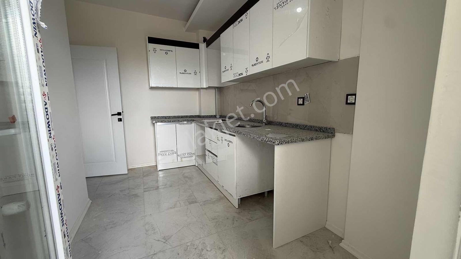 Erkılet Camikebir Mah. Kiralık 2+1 Ayrı Mutfak - Görsel 13