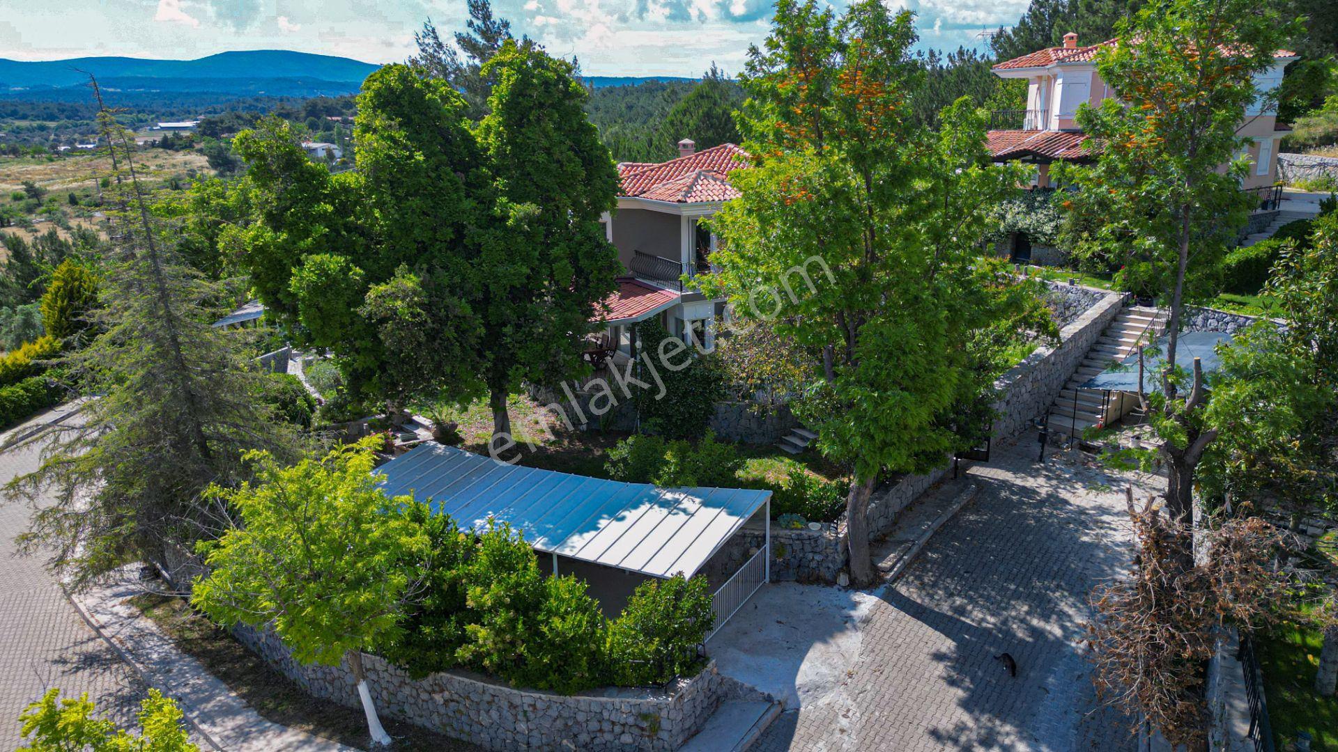 Kuşçular Yeşiloba Sitesinde Doğa İçinde Müstakil Satılık Villa - Görsel 32