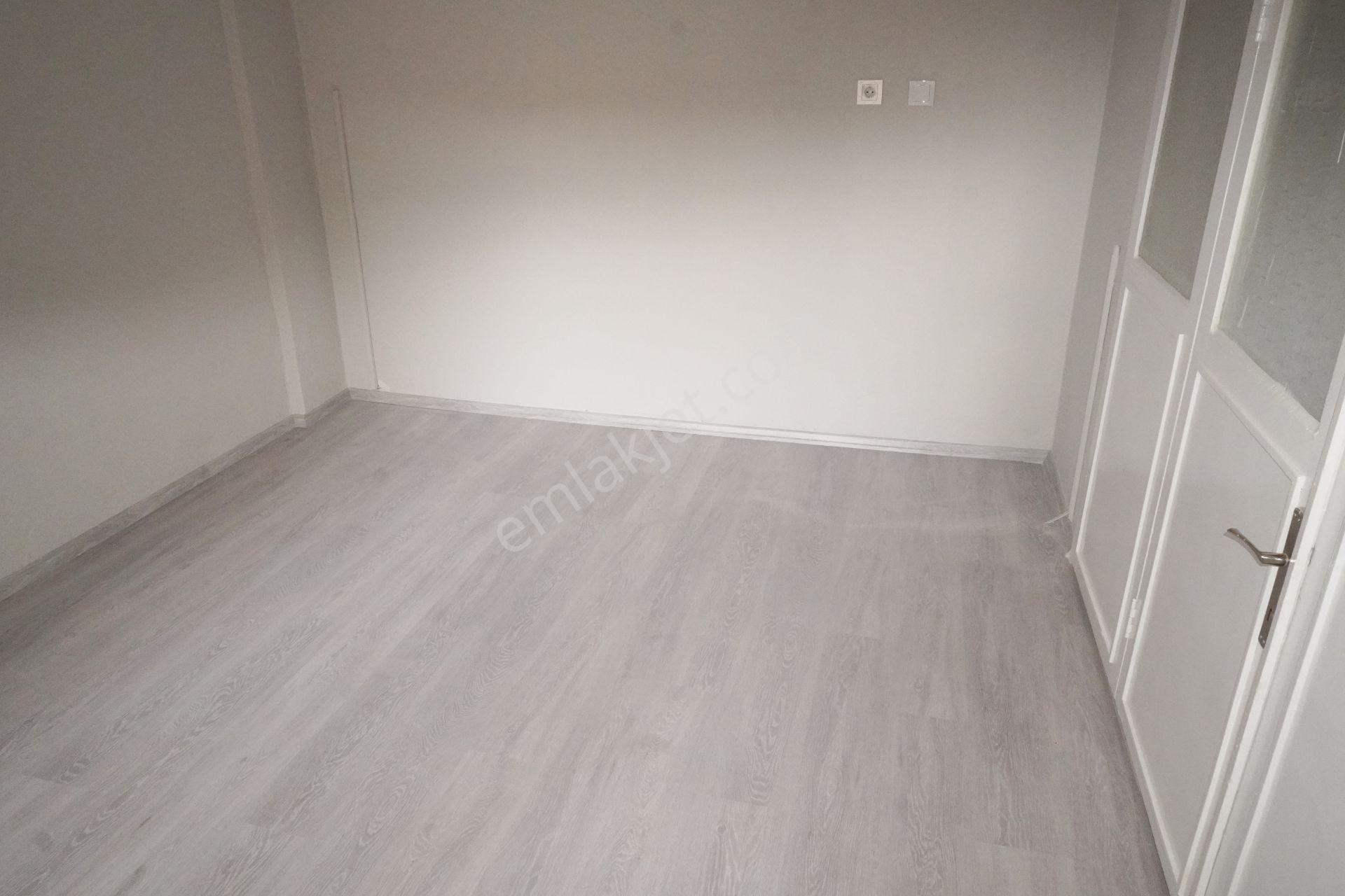 Gümüşpala Emek Mahallesinde Satılık 3+1 Balkonlu Çiğli Serkan - Görsel 23