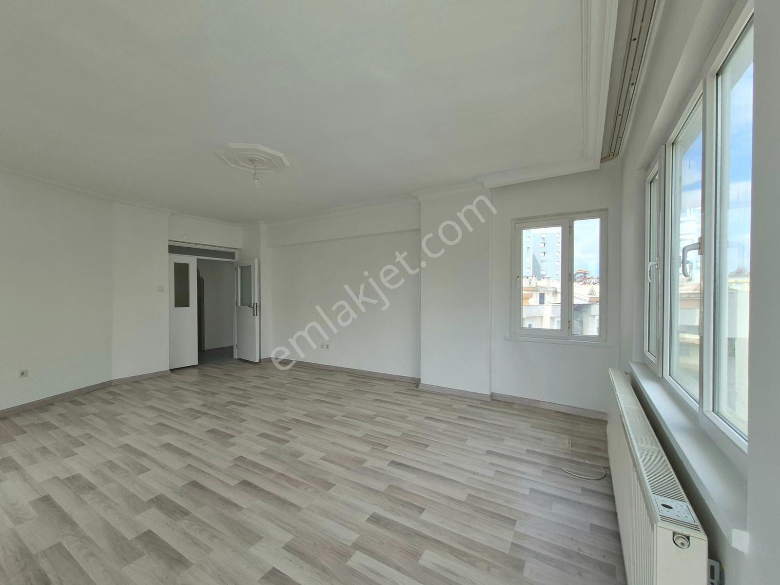 Yeşilbahçe Avni Tolunay'da Doğalgazlı Bakımlı Kiralık 3+1 Daire - Görsel 2