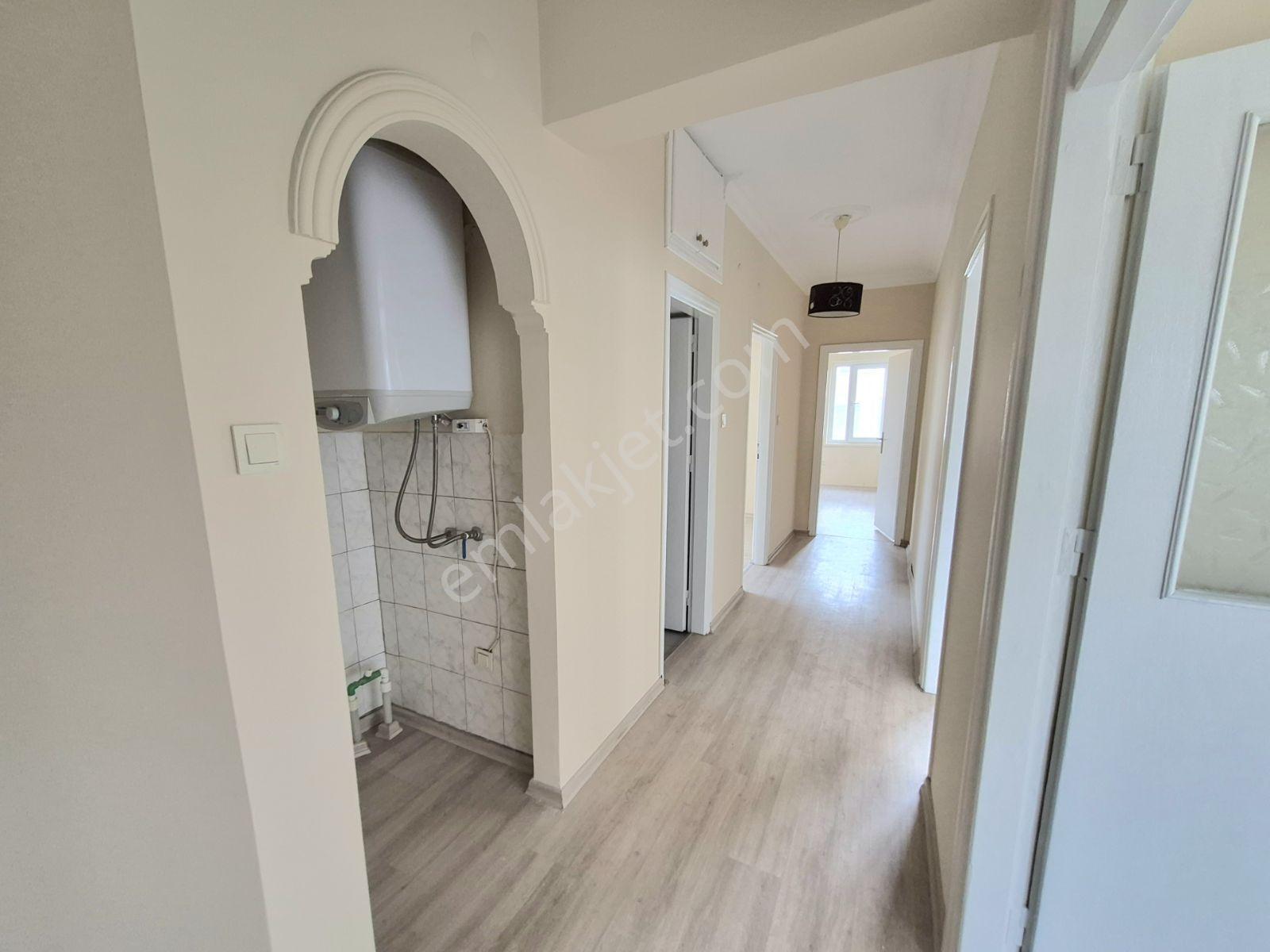 Yeşilbahçe Mah. Kırcamide Bakımlı Kiralık 2.kat 3+1 Daire - Görsel 14