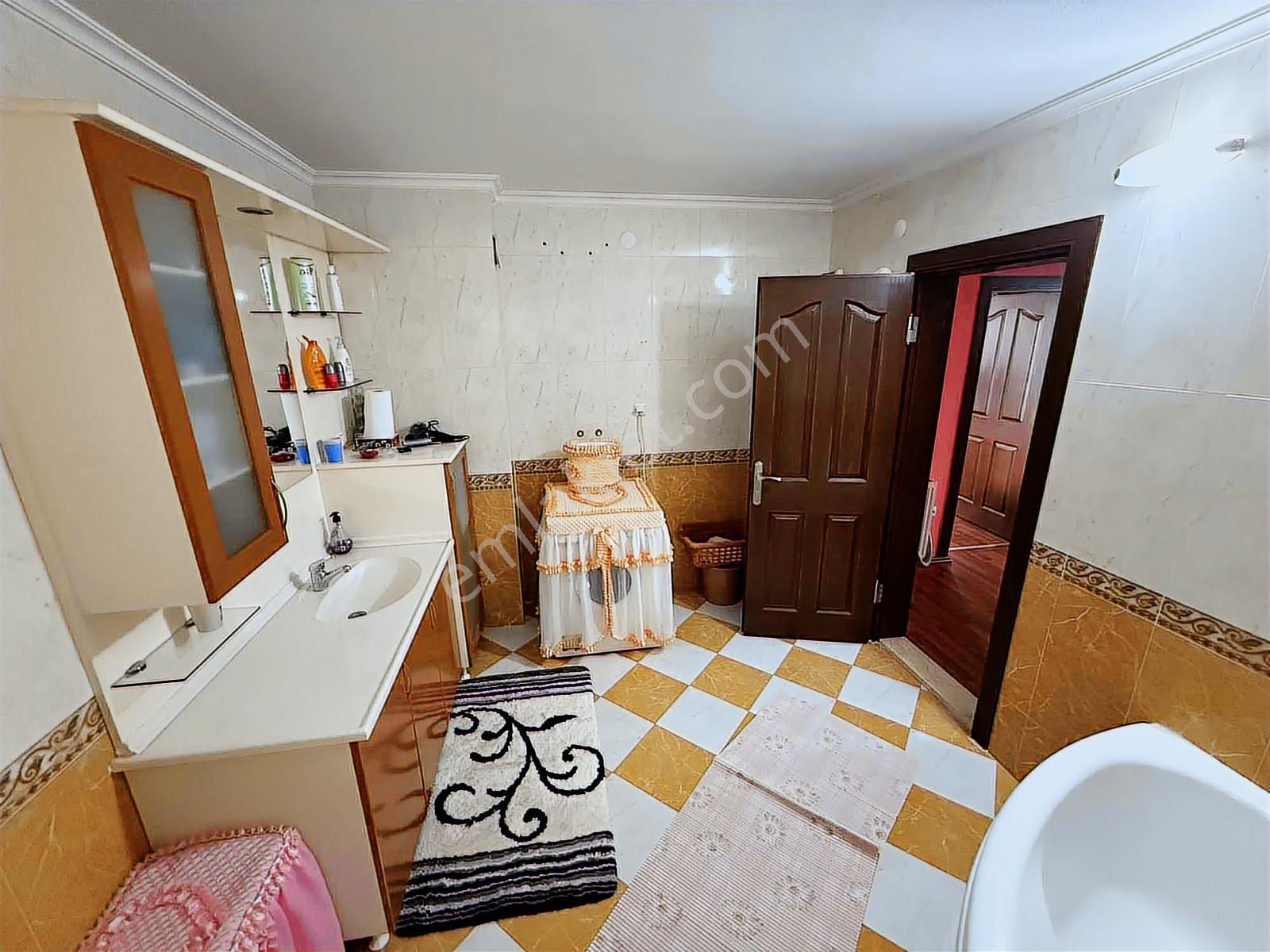 Resuloğlu Emlak'tan Akyazı Sahilinde Satılık Tribleks Daire - Görsel 33