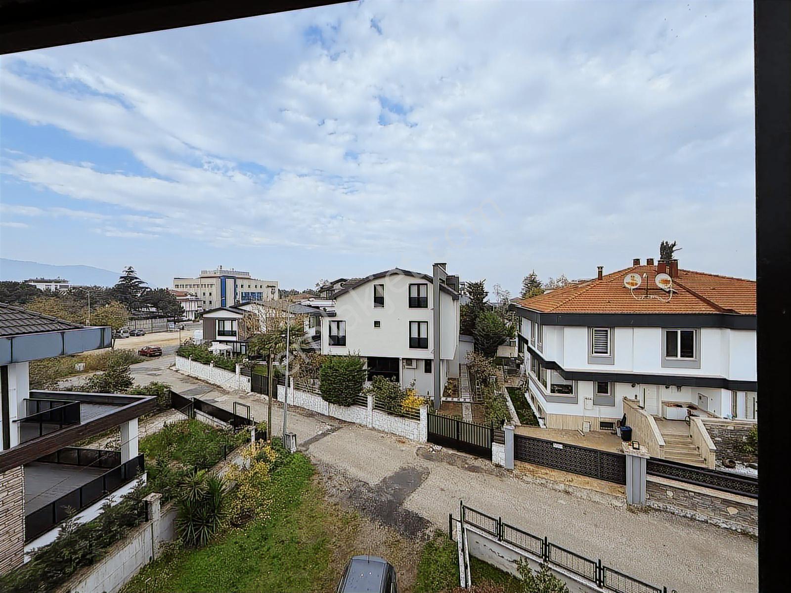 Resuloğlu Emlak'tan Akyazı Sahilinde Satılık Tribleks Daire - Görsel 31