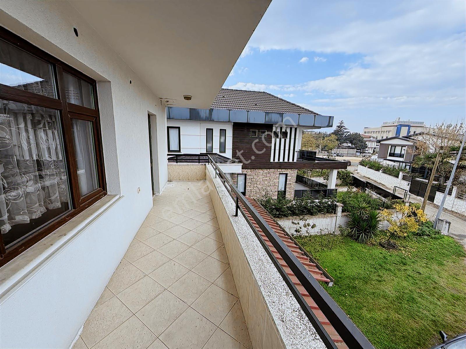 Resuloğlu Emlak'tan Akyazı Sahilinde Satılık Tribleks Daire - Görsel 29