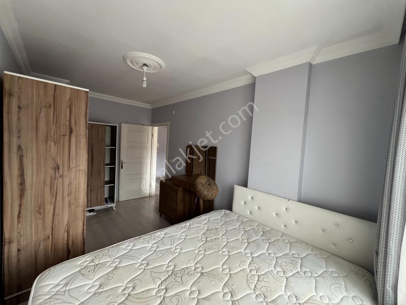 Havuzlu Sitede 1+1 Eşyalı Güzel Daire - Görsel 12