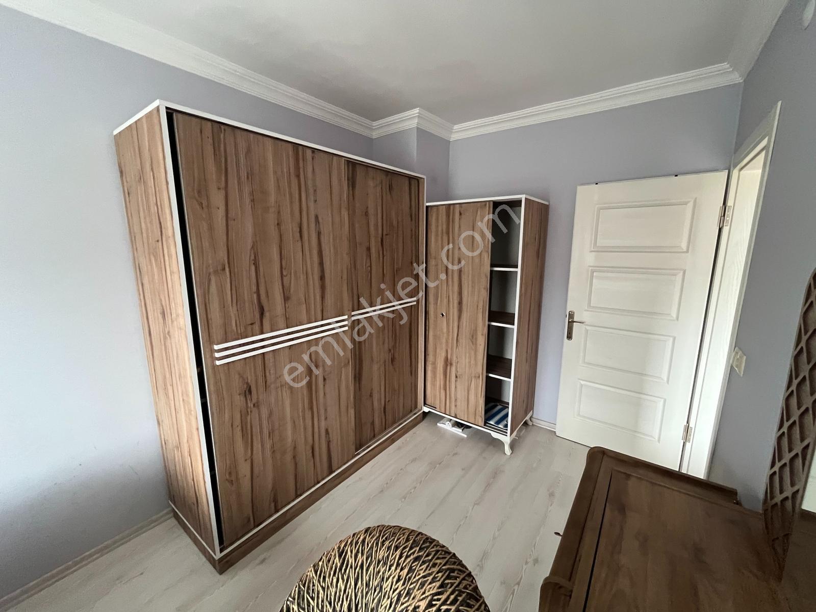 Havuzlu Sitede 1+1 Eşyalı Güzel Daire - Görsel 13