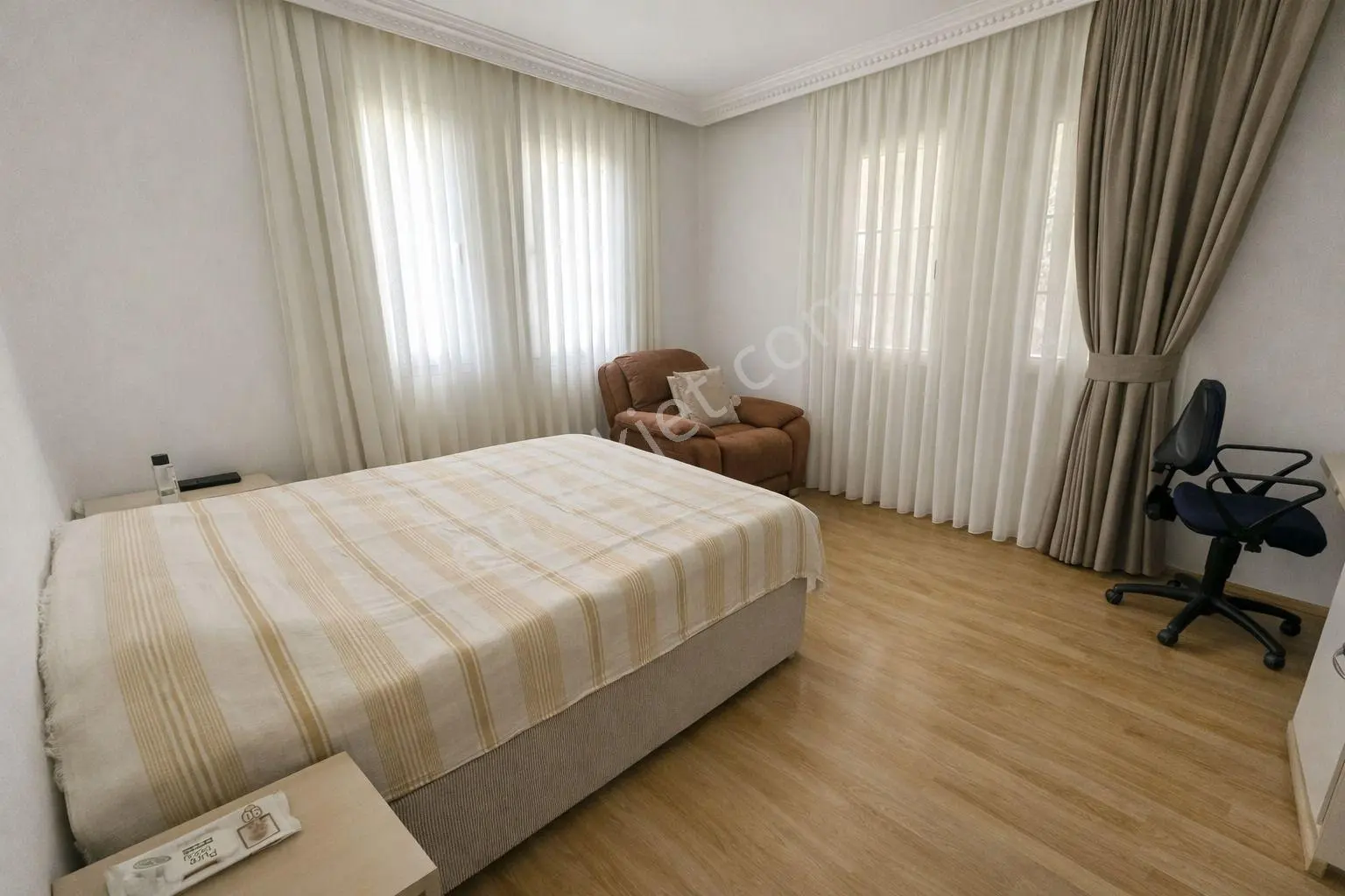 Stop'tan Foça 993m² Bahçe Kullanım Alanlı 4+1 Müstakil Villa - Görsel 5