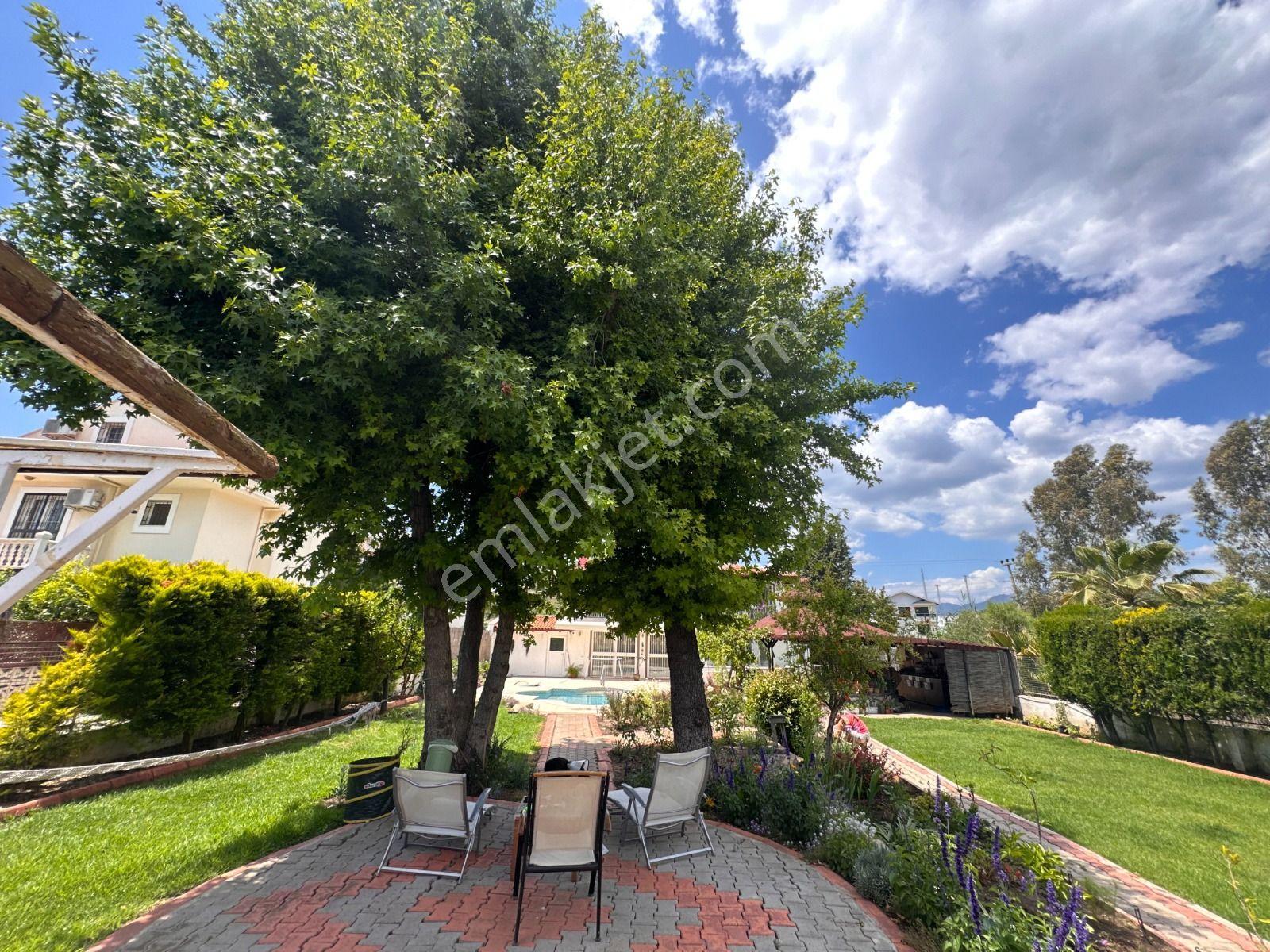 Stop'tan Foça 993m² Bahçe Kullanım Alanlı 4+1 Müstakil Villa - Görsel 31