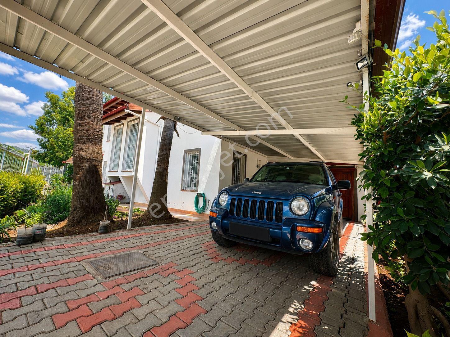 Stop'tan Foça 993m² Bahçe Kullanım Alanlı 4+1 Müstakil Villa - Görsel 20