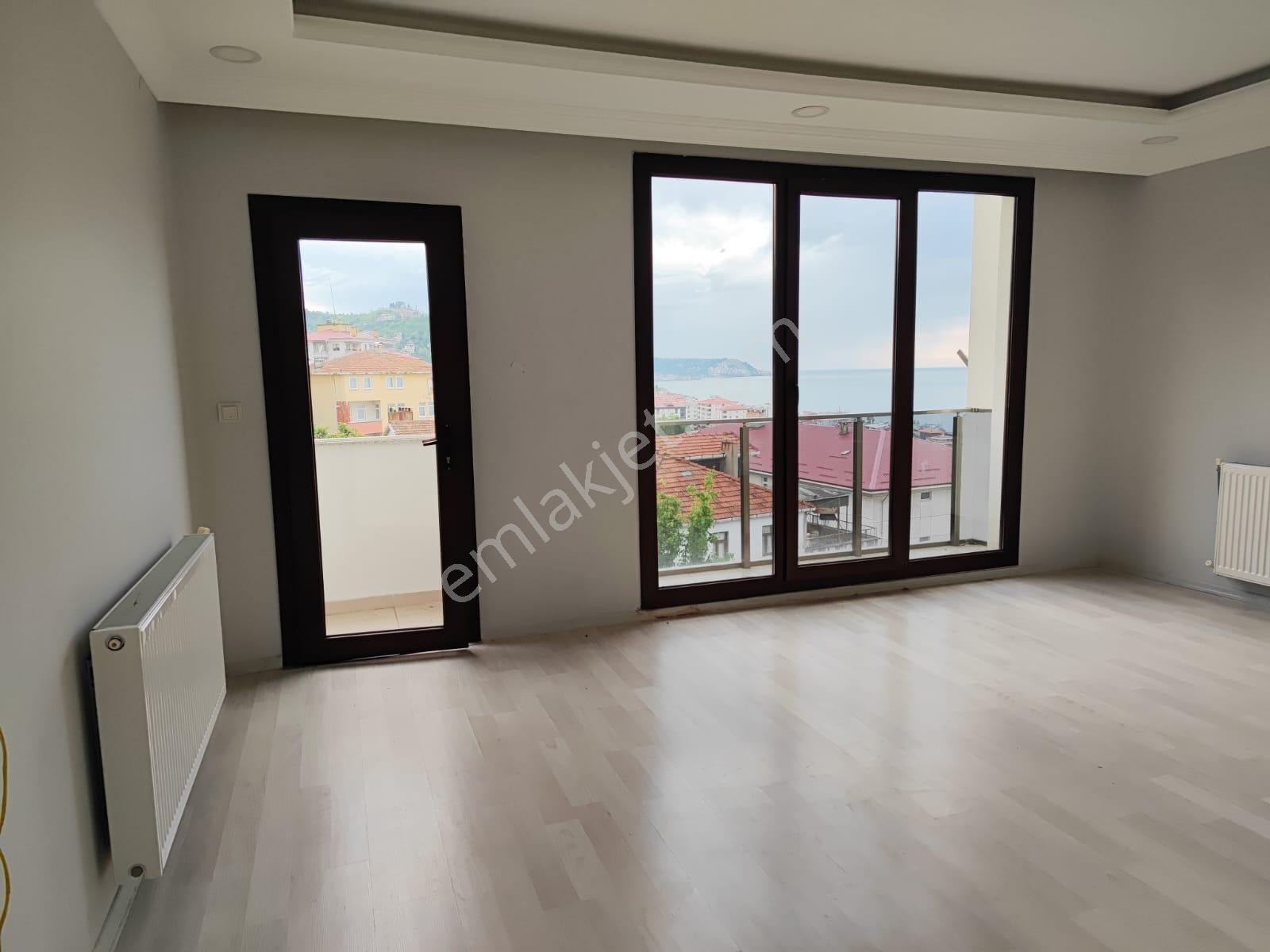 Yalı Gayrimenkulden Sürmene Merkez Manzaralı Ebeveyn Banyolu 3+1 - Görsel 5